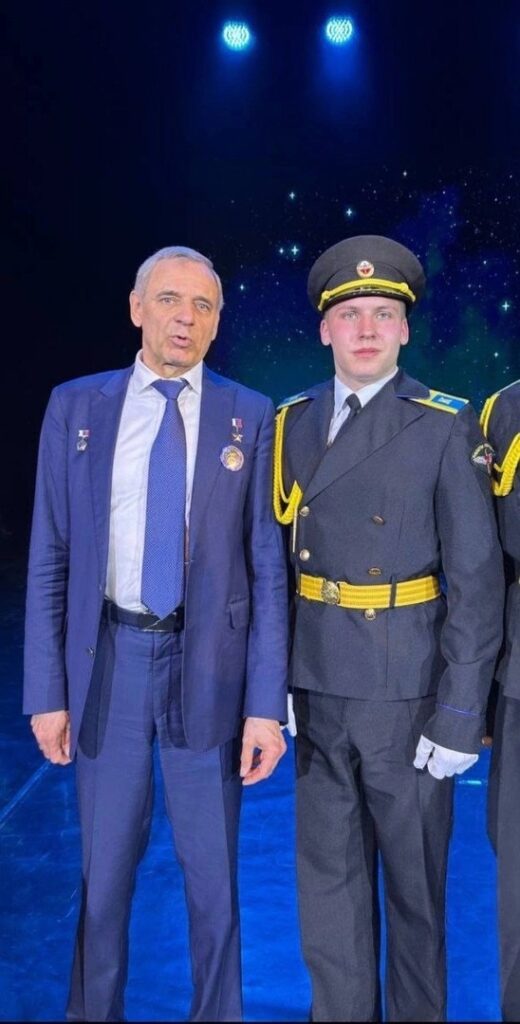 Встреча обучающихся с нашим земляком лётчиком-космонавтом, Героем России Михаилом Борисовичем Корниенко.