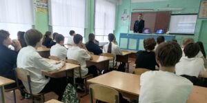 Профилактическая беседа с обучающимися 9-11 классов по профилактике экстремима и терроризма