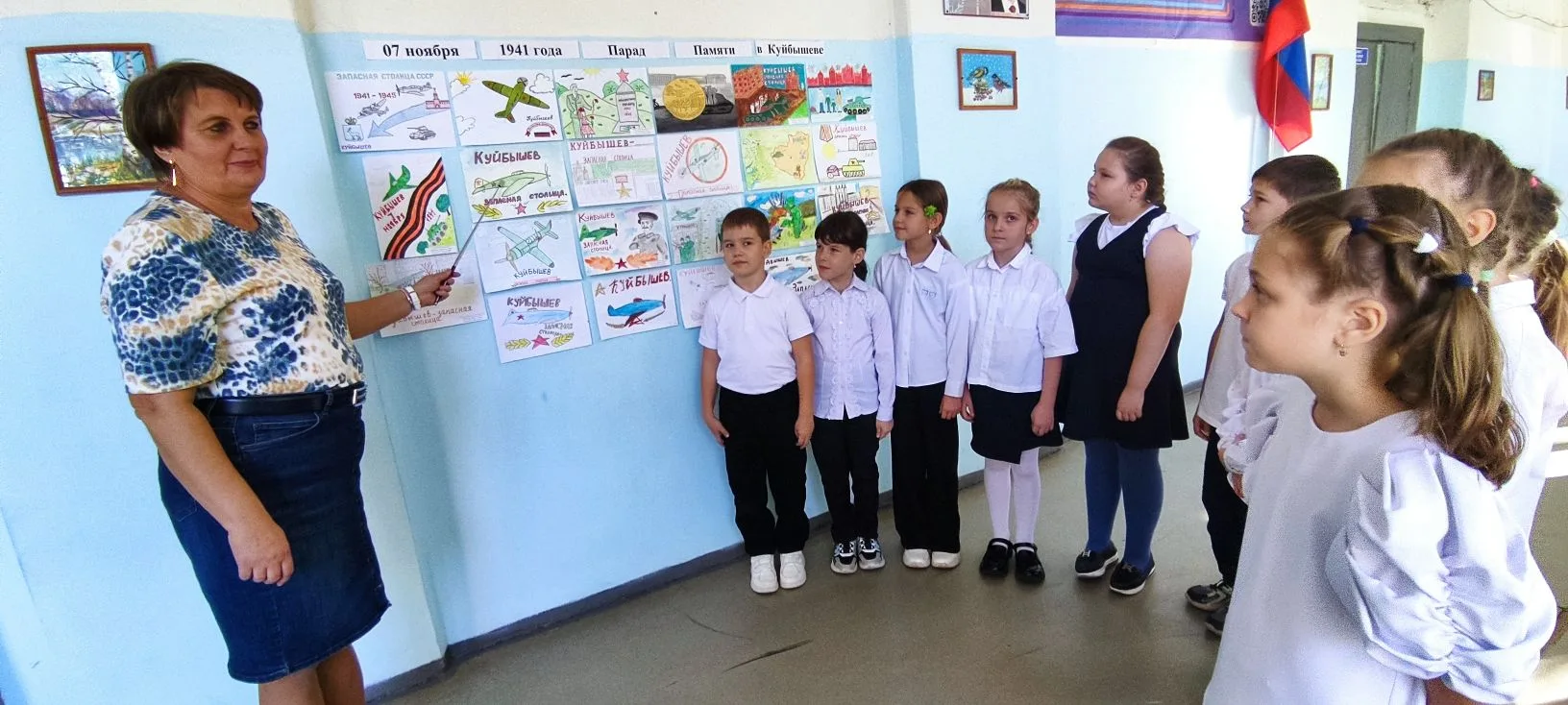 Выставка рисунков "Парад Памяти"